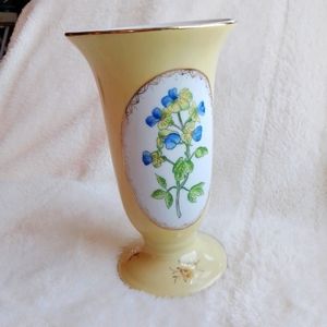 Andrea by Sadek yellow English Garden Vase.